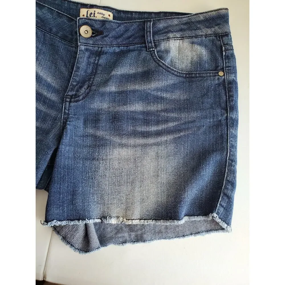 Juniors LEI Cutoff Blue Jean Denim Shorts XL 17 Vintage Retro Y2K Stars Grunge